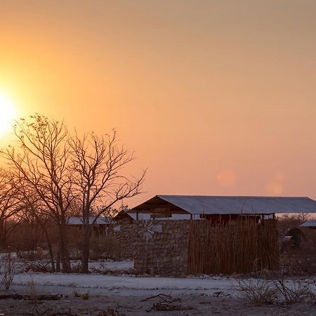 Etosha Trading Post Campsite أوكاوكويجو المظهر الخارجي الصورة
